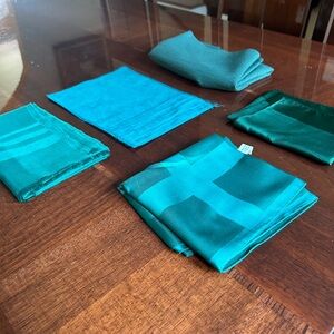 Elegant green Silk Scarf & misc. ladies item lot of five items